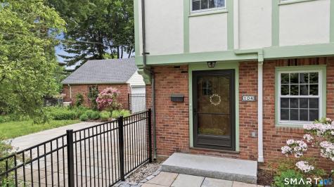 104 Newport Avenue West Hartford CT 06107