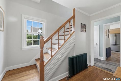 104 Newport Avenue West Hartford CT 06107