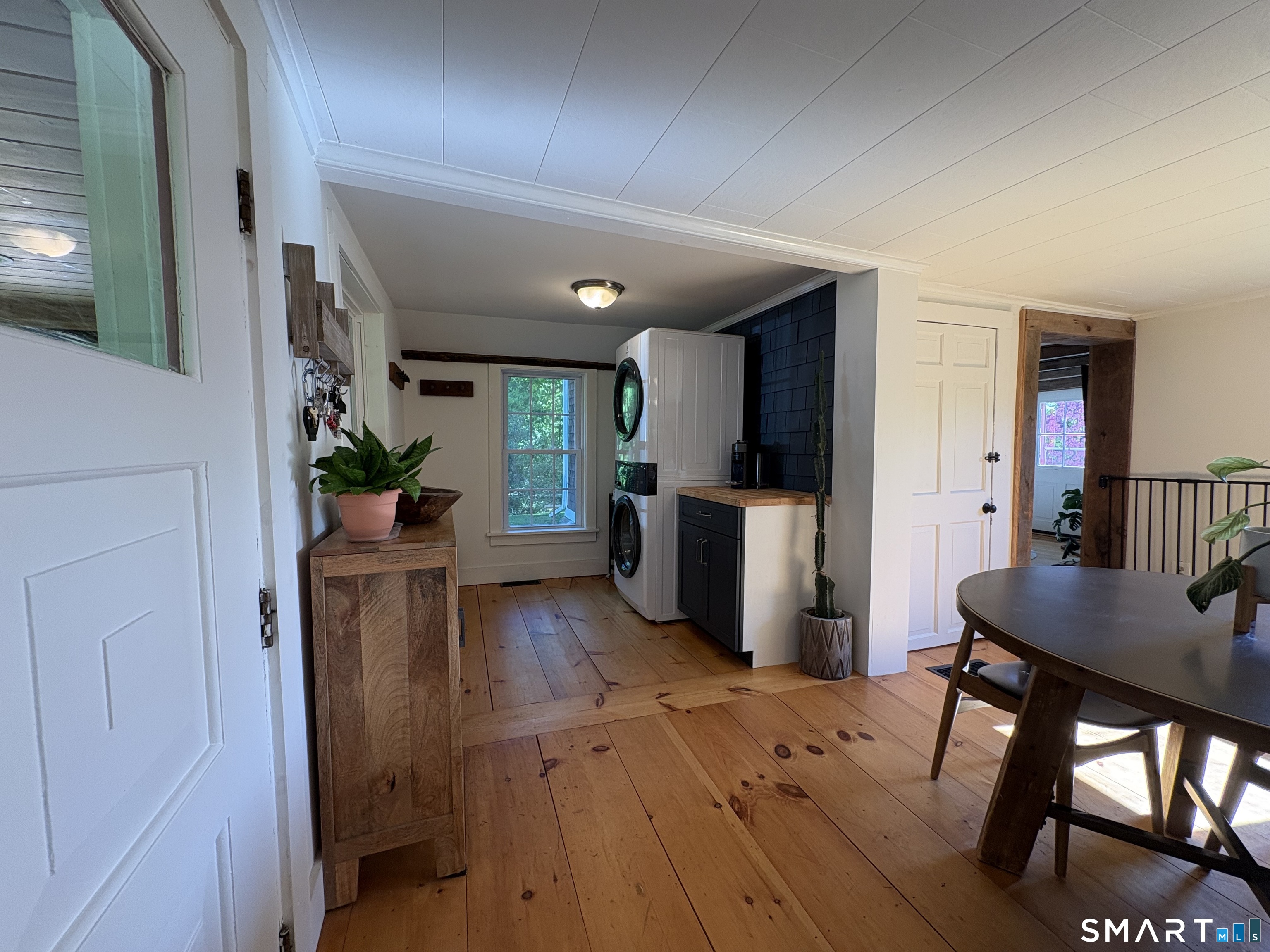 1106 Route 198 Road Woodstock CT 06281