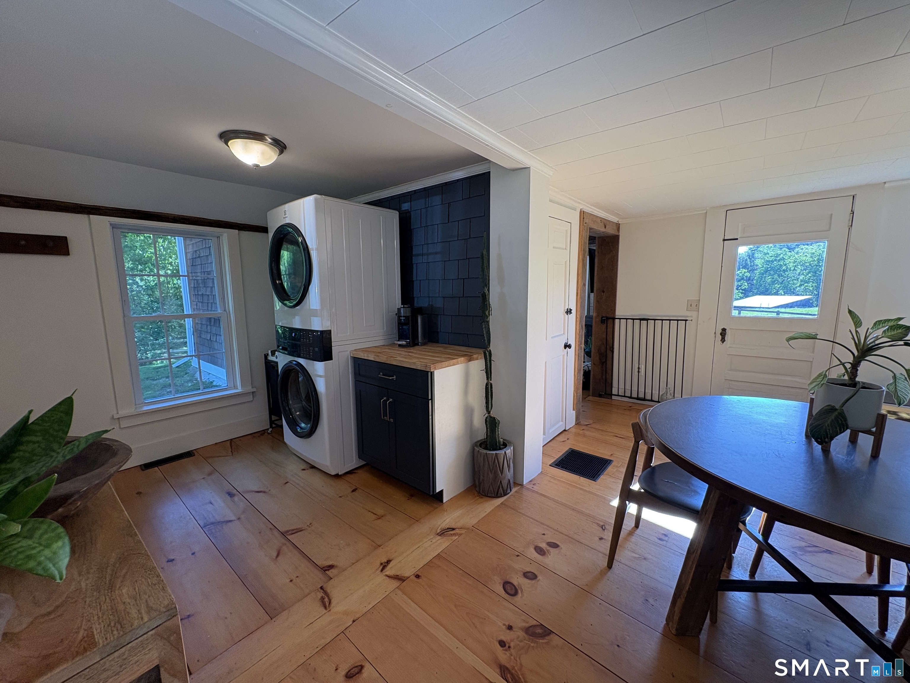 1106 Route 198 Road Woodstock CT 06281