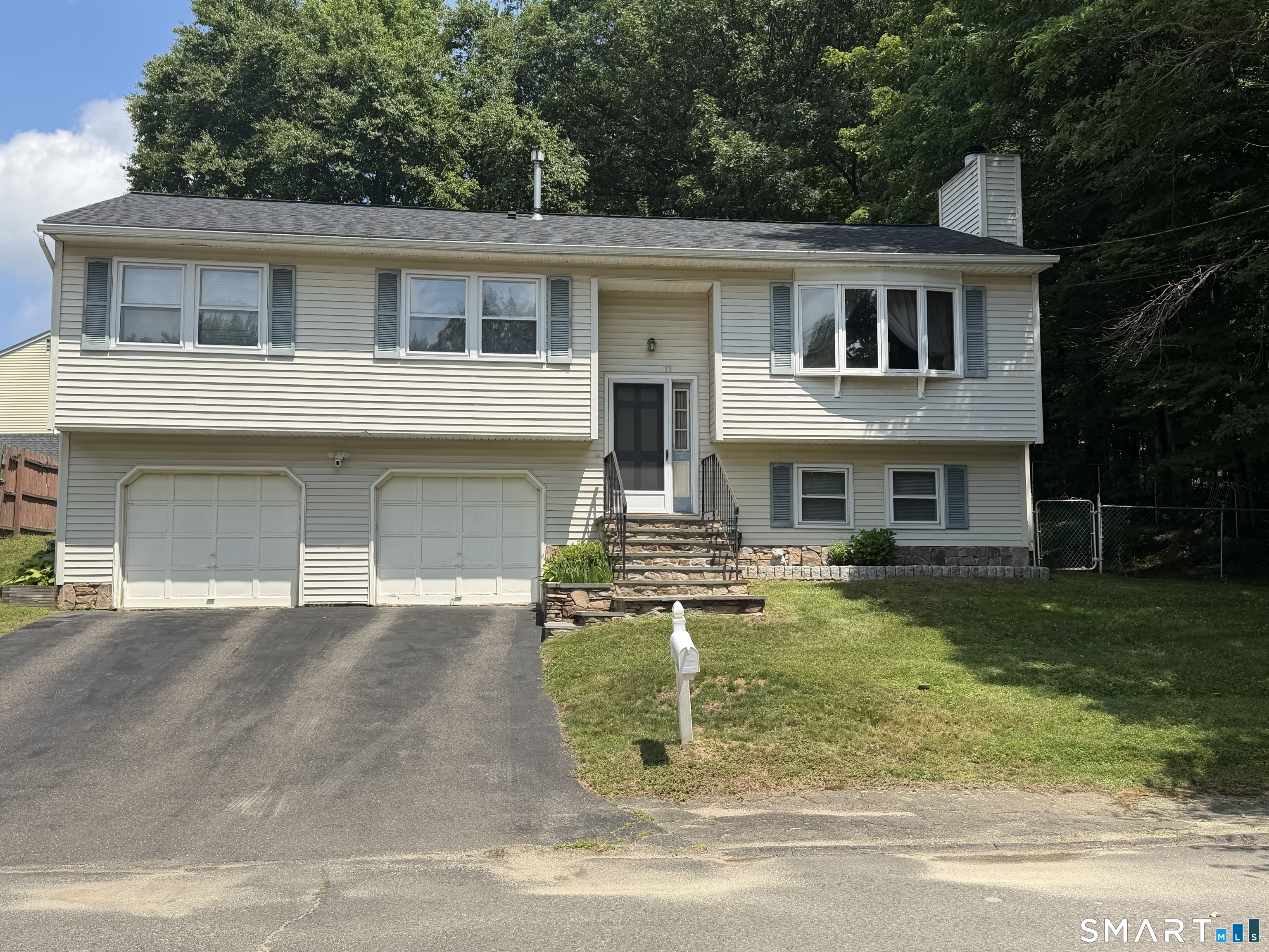 11 Batesmoor Road Waterbury CT 06705