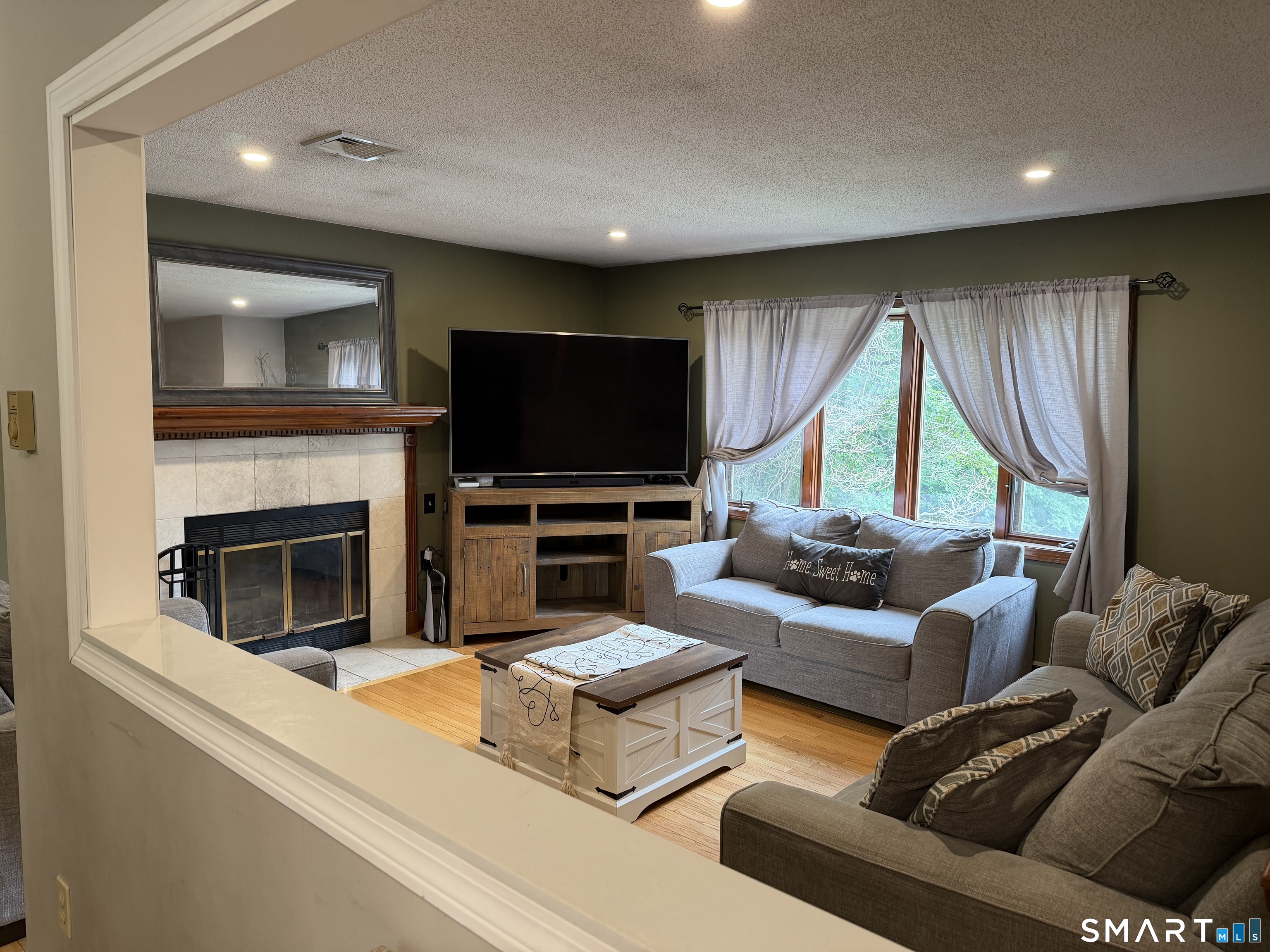 11 Batesmoor Road Waterbury CT 06705