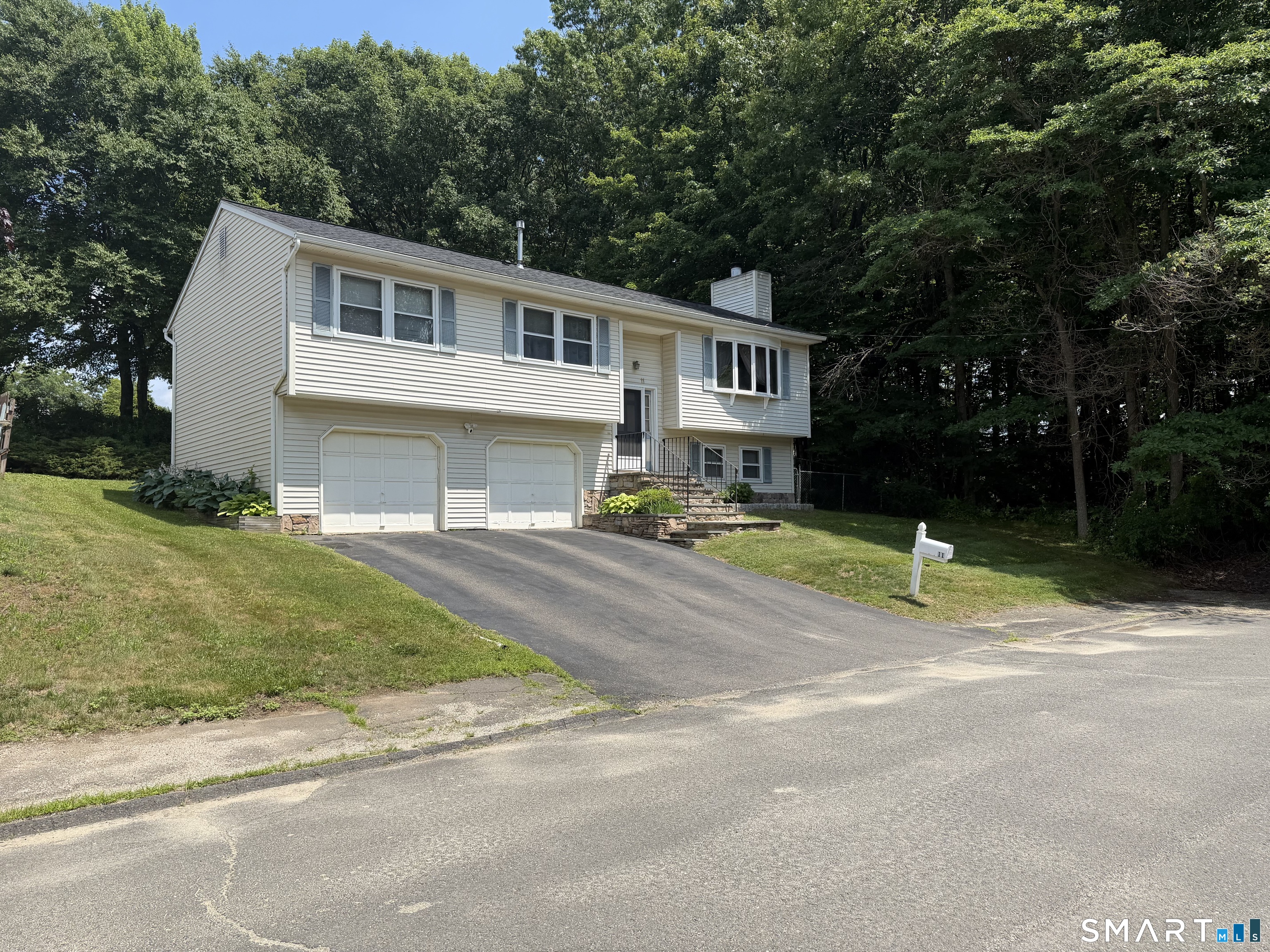 11 Batesmoor Road Waterbury CT 06705