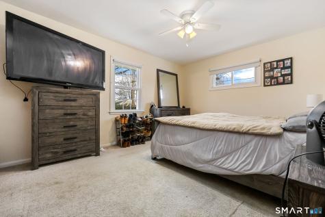 105 Daniel Drive Bridgeport CT 06606