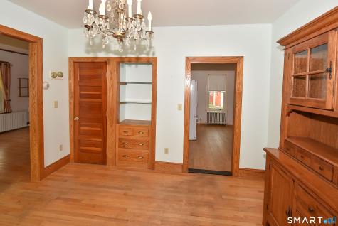 28 Duncaster Road Bloomfield CT 06002