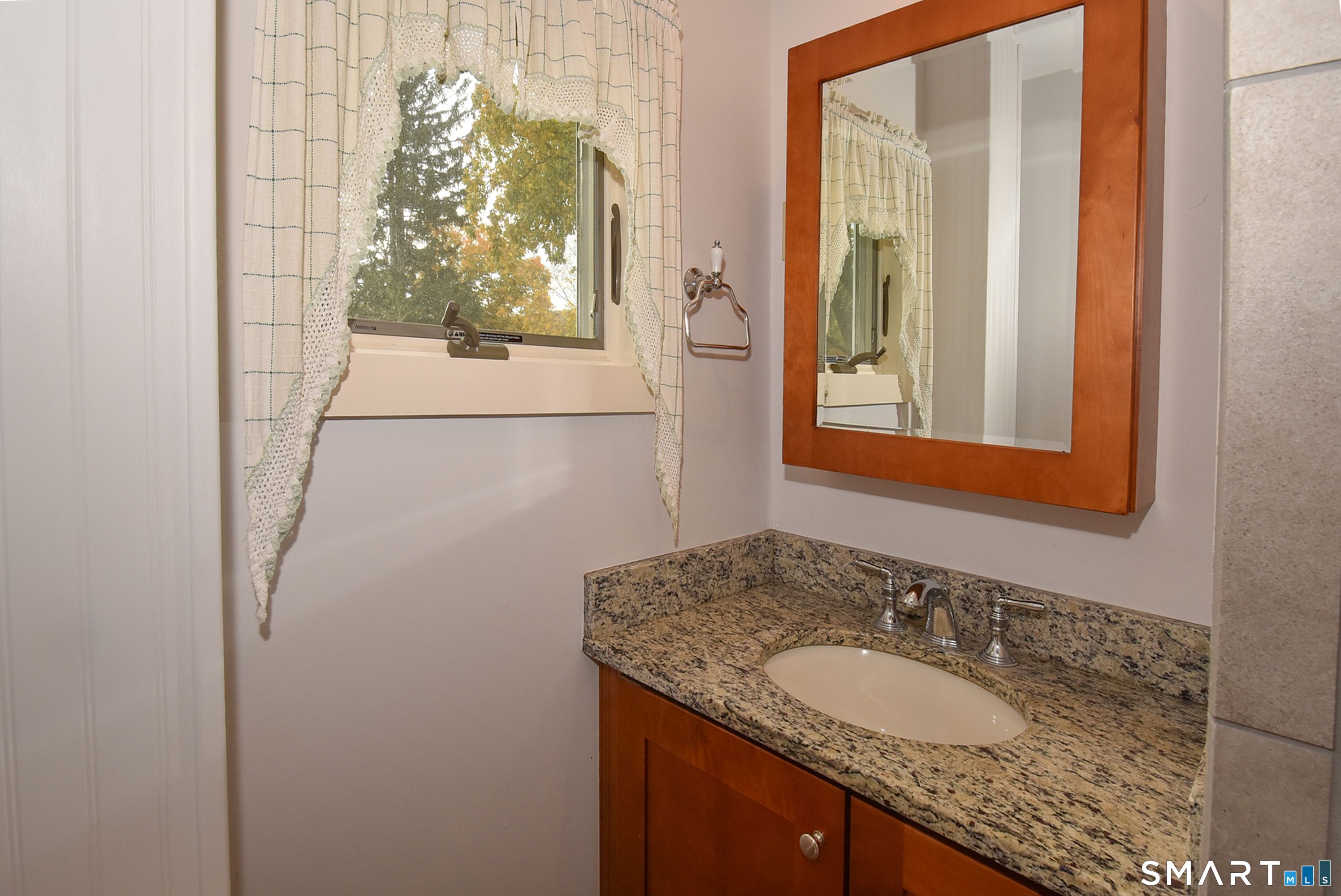28 Duncaster Road Bloomfield CT 06002