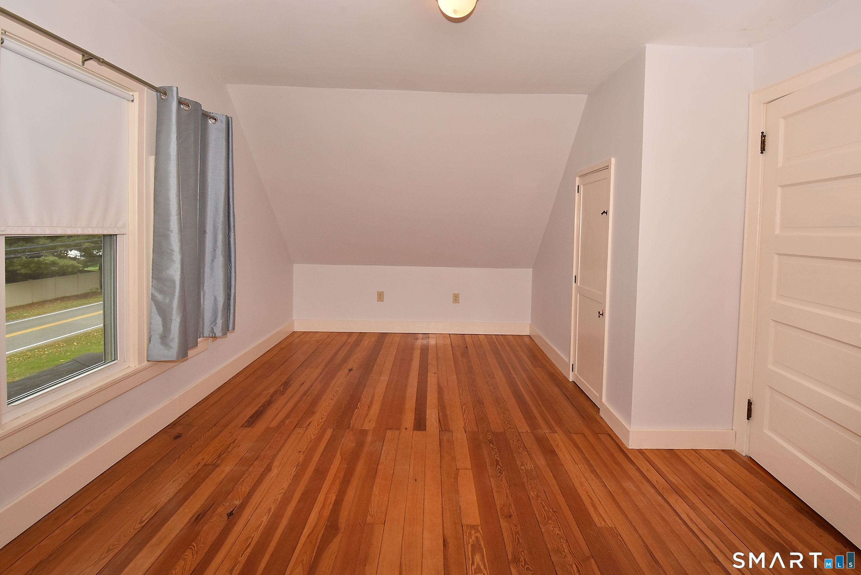 28 Duncaster Road Bloomfield CT 06002