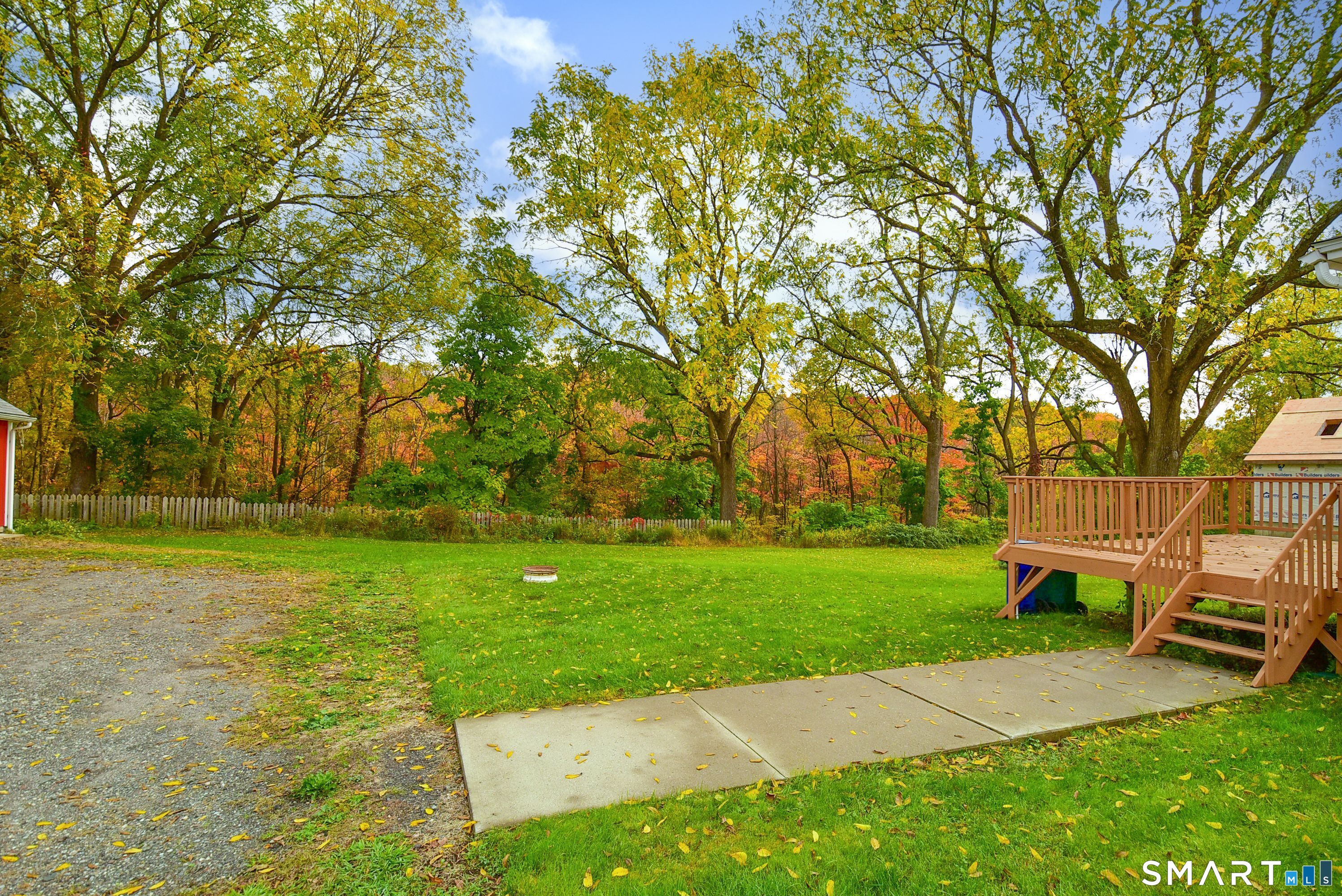 28 Duncaster Road Bloomfield CT 06002