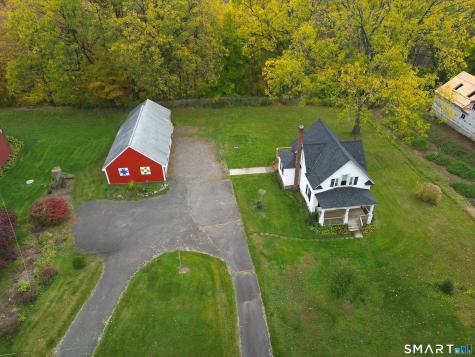 28 Duncaster Road Bloomfield CT 06002