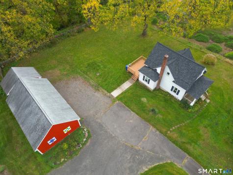 28 Duncaster Road Bloomfield CT 06002