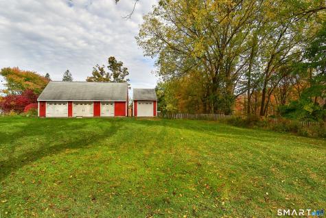 28 Duncaster Road Bloomfield CT 06002