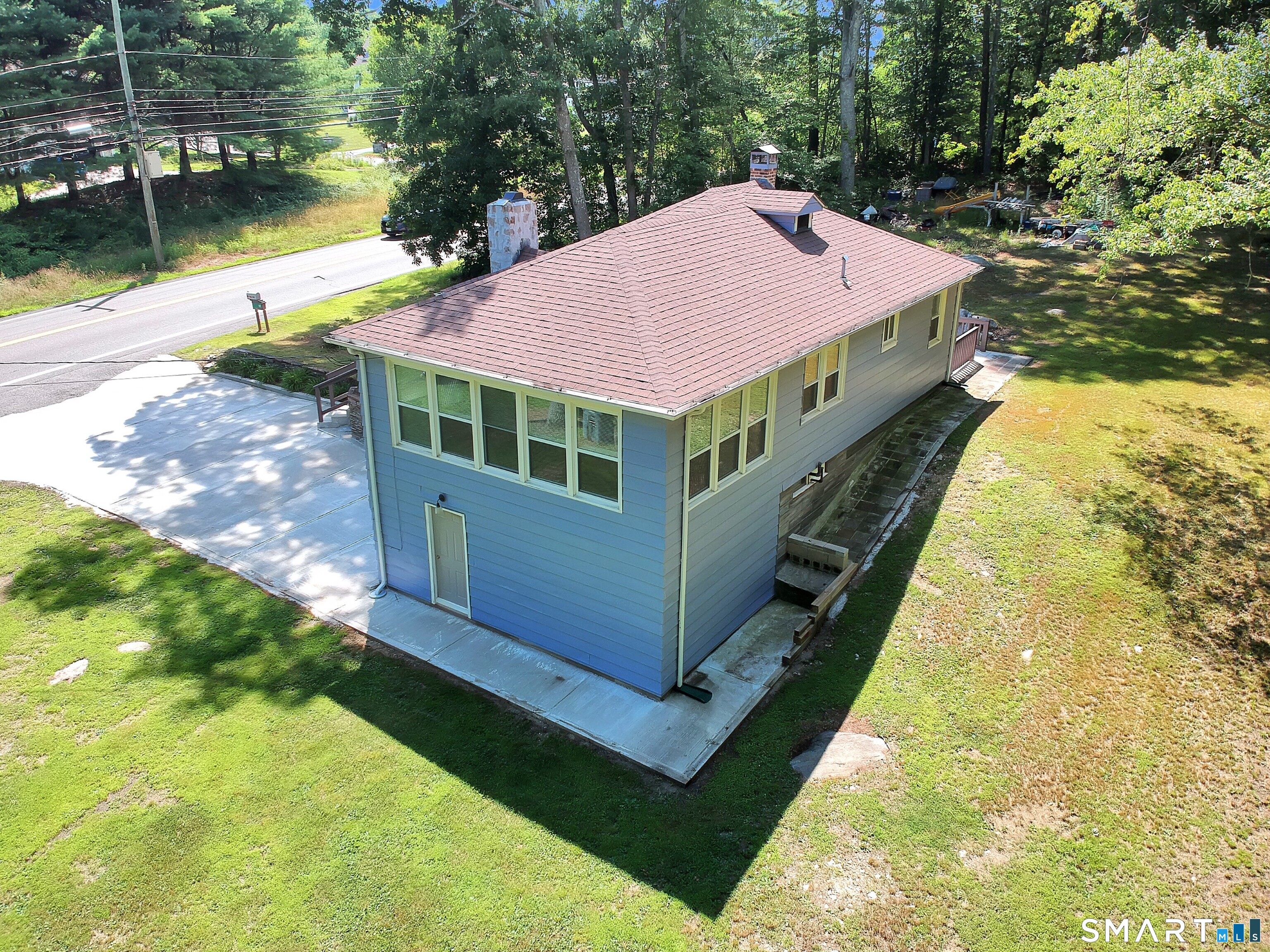 187 West Main Street East Lyme CT 06357