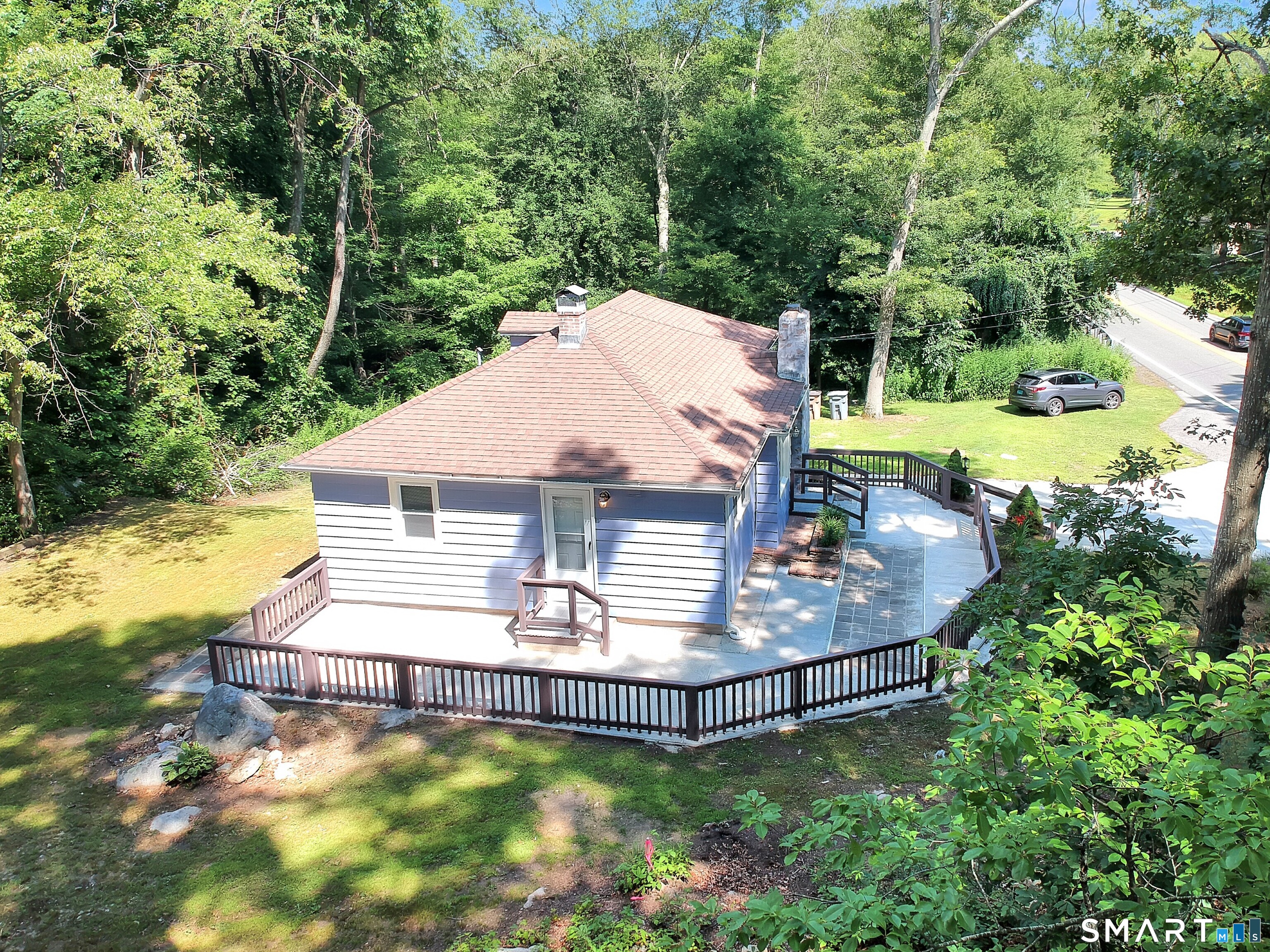 187 West Main Street East Lyme CT 06357