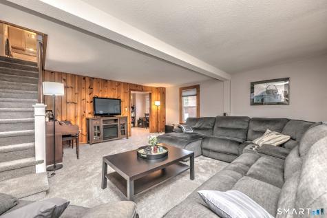 178 South Montowese Street Branford CT 06405