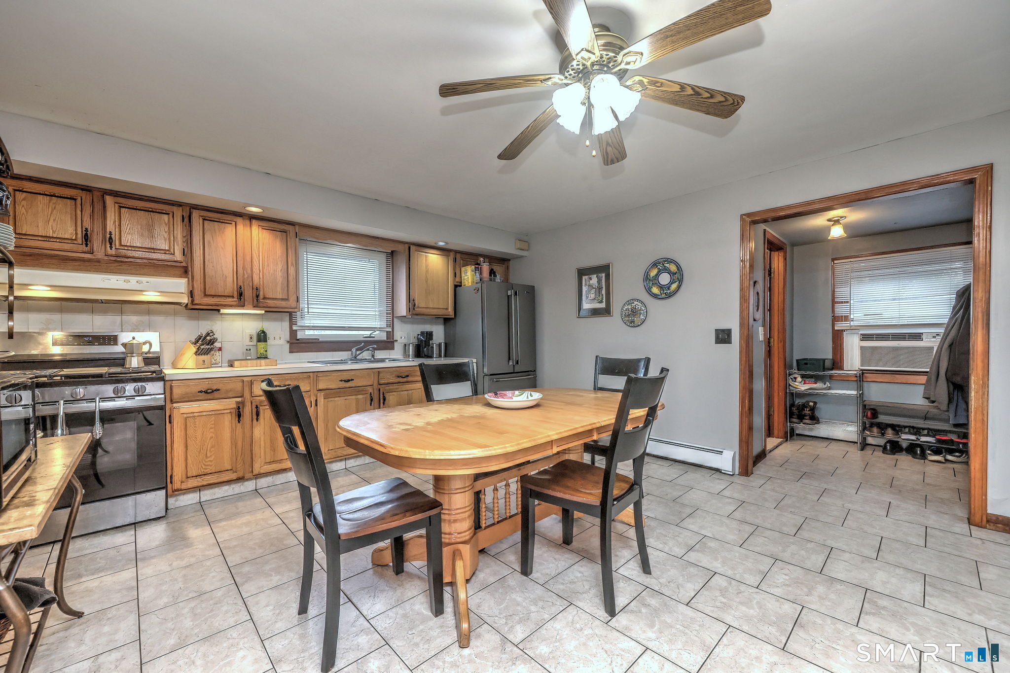 178 South Montowese Street Branford CT 06405