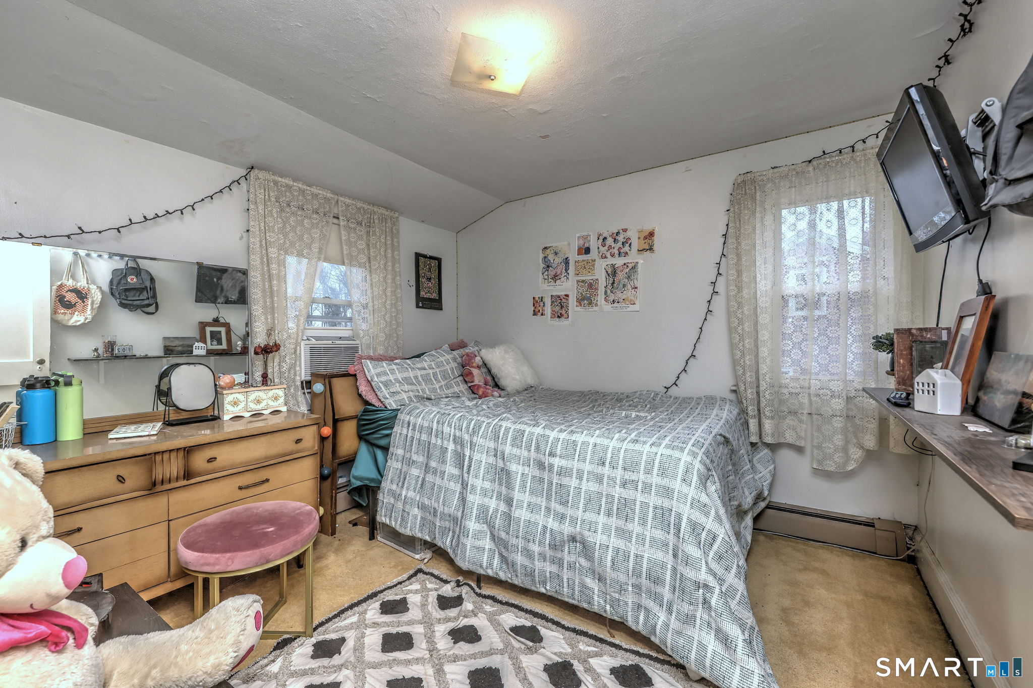 178 South Montowese Street Branford CT 06405