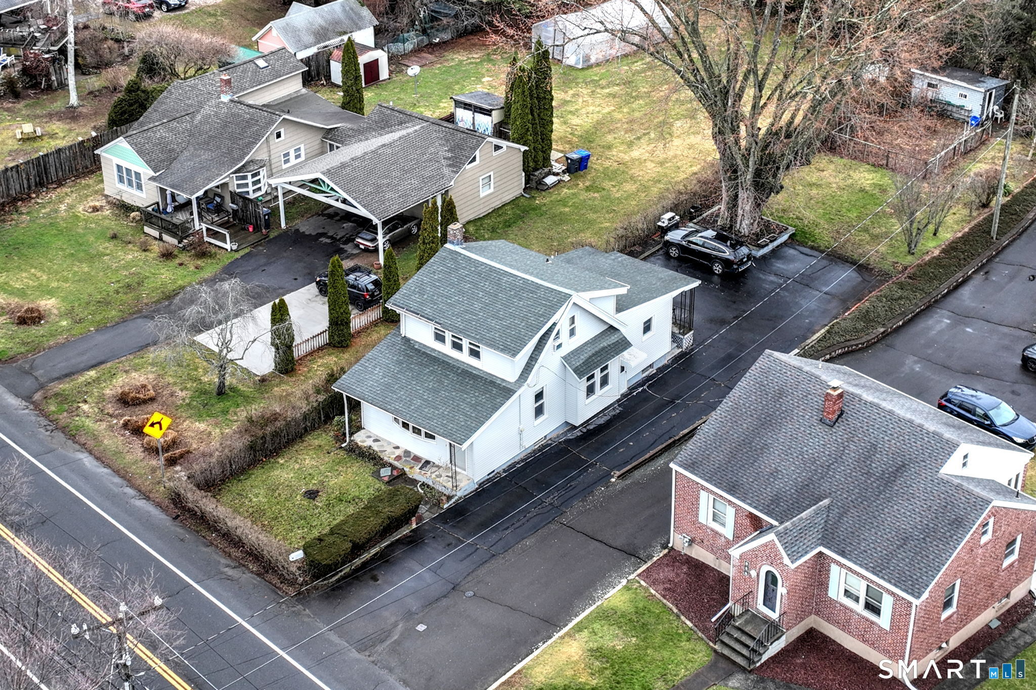 178 South Montowese Street Branford CT 06405