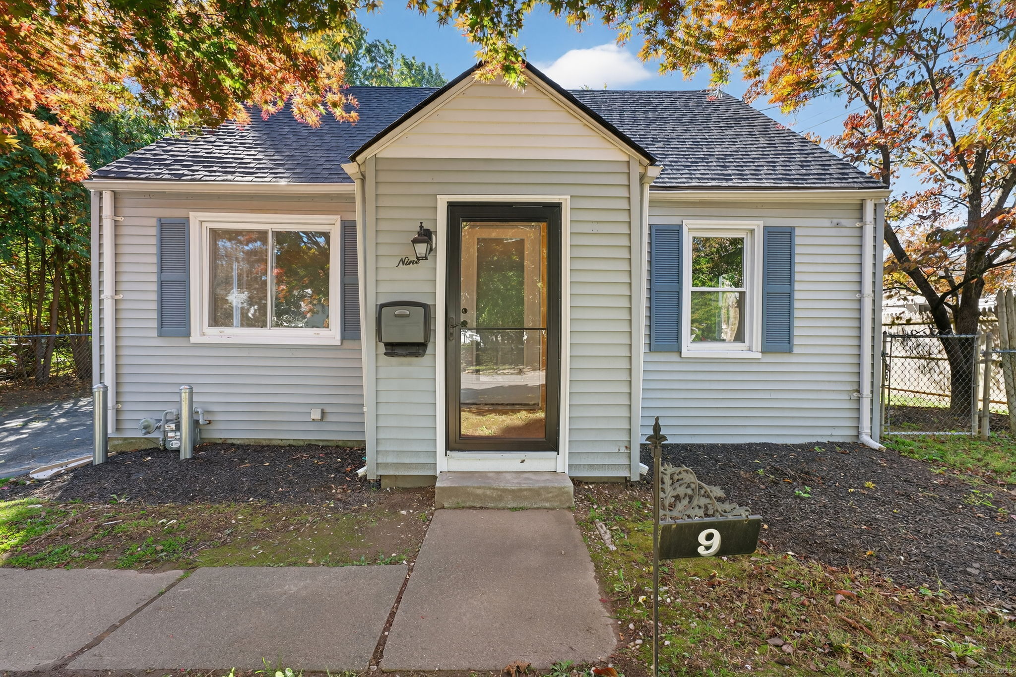 9 Porterbrook Avenue East Hartford CT 06118