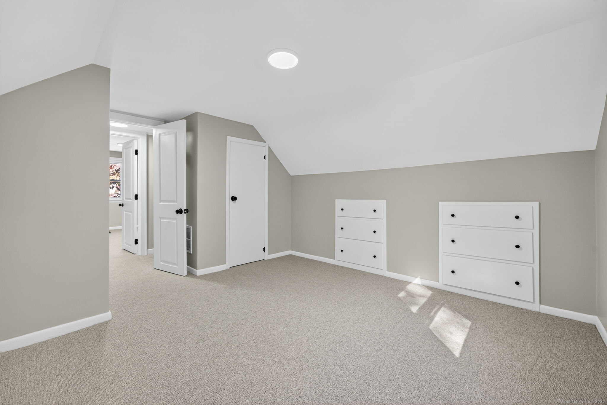 9 Porterbrook Avenue East Hartford CT 06118