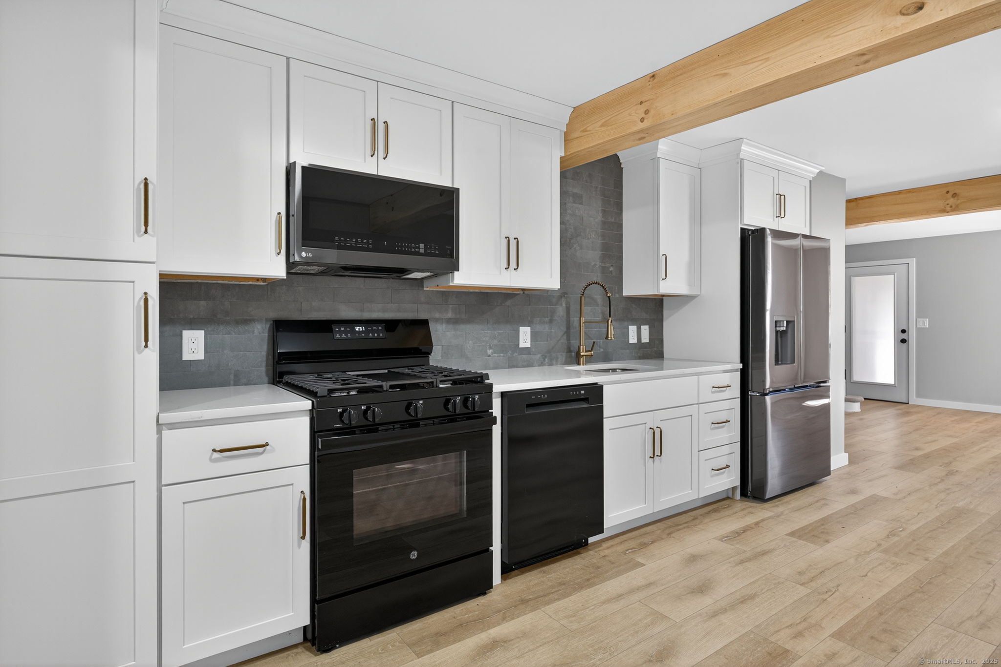 9 Porterbrook Avenue East Hartford CT 06118