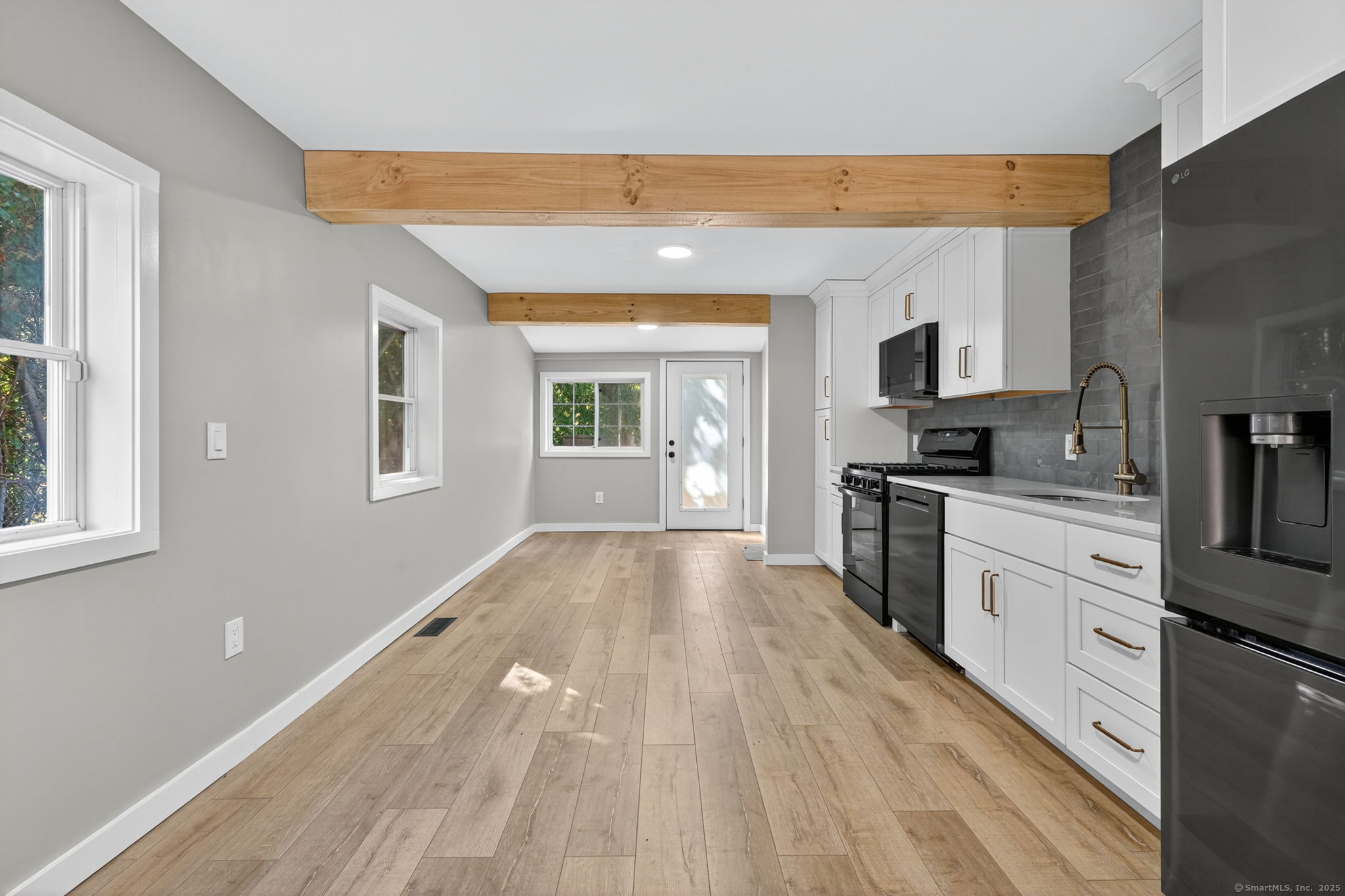 9 Porterbrook Avenue East Hartford CT 06118