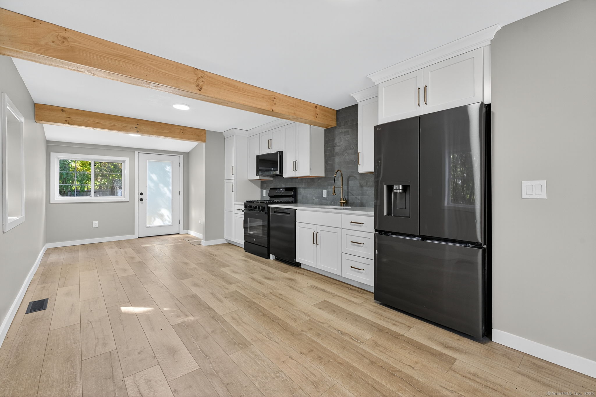 9 Porterbrook Avenue East Hartford CT 06118