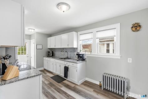 19 Waller Court New London CT 06320