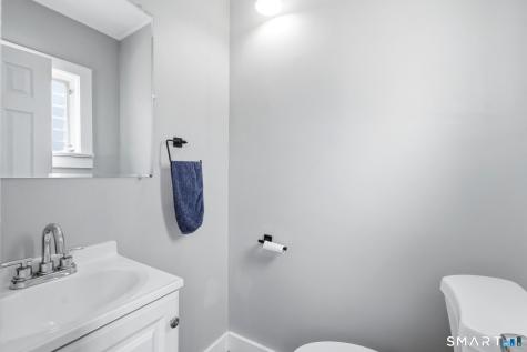 19 Waller Court New London CT 06320