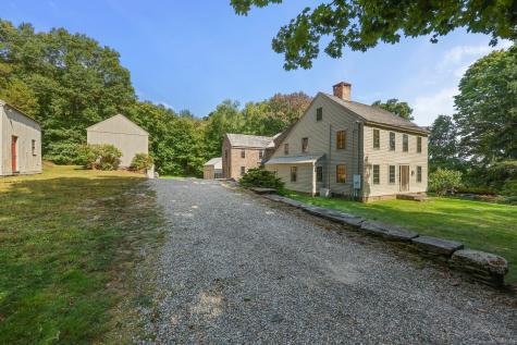 658 Hoydens Hill Road Fairfield CT 06824