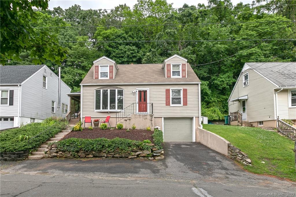 17 Brookdale Road Seymour CT 06483