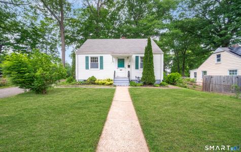 15 South Court Meriden CT 06450