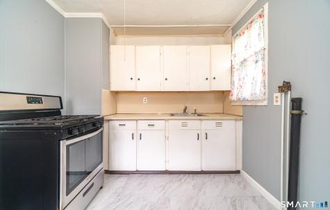 15 South Court Meriden CT 06450