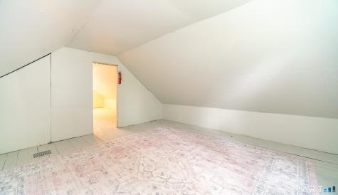 15 South Court Meriden CT 06450