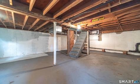 15 South Court Meriden CT 06450