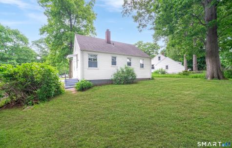 15 South Court Meriden CT 06450