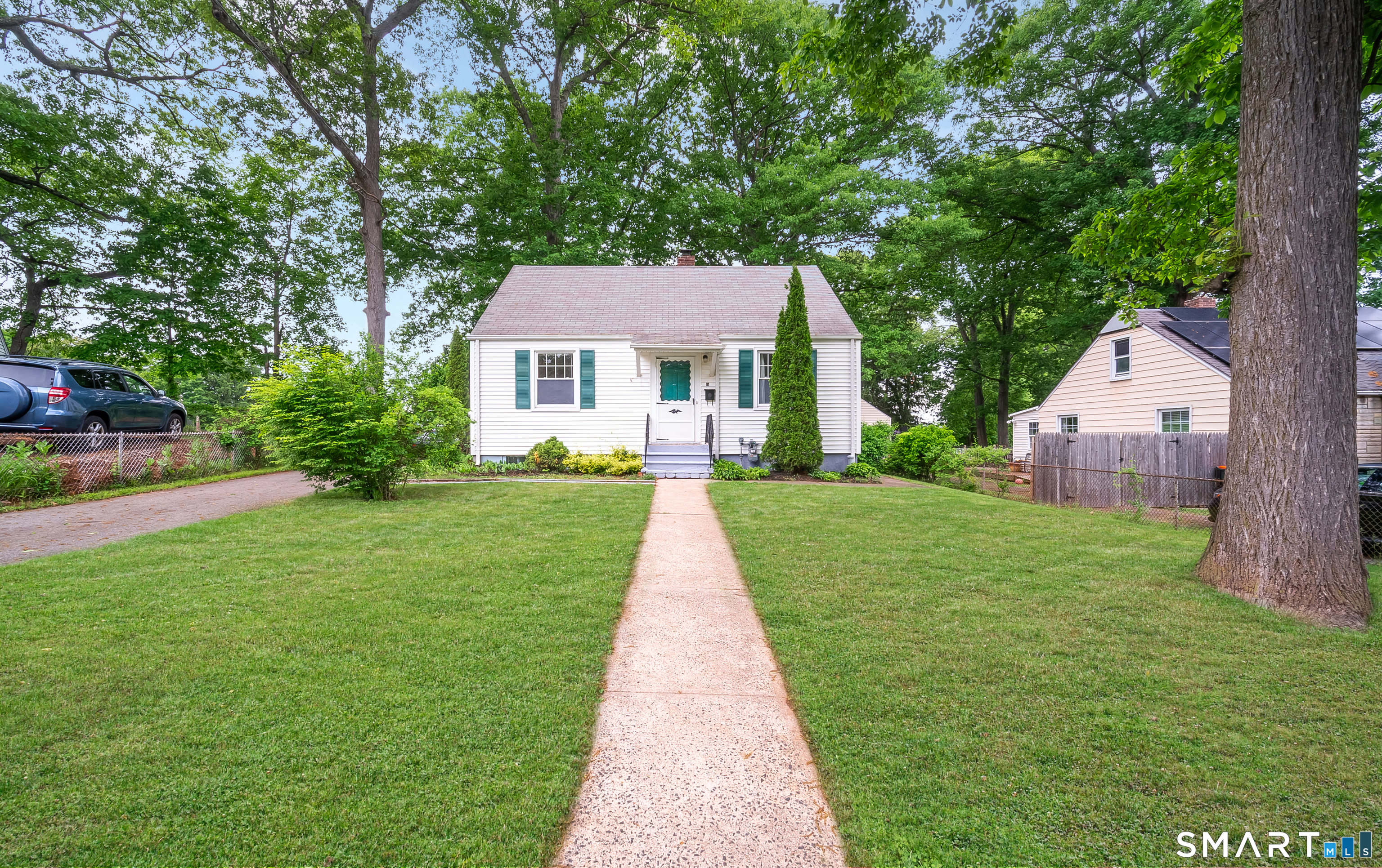 15 South Court Meriden CT 06450