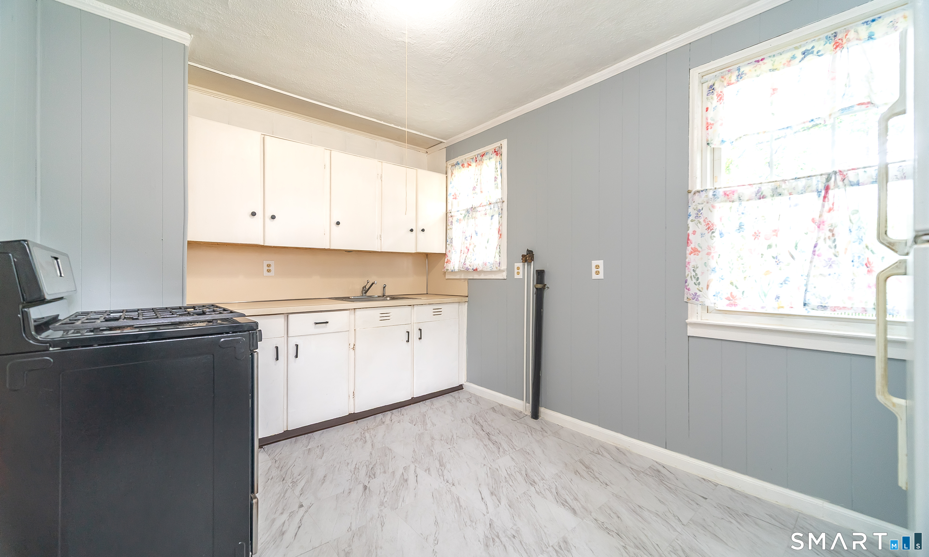 15 South Court Meriden CT 06450