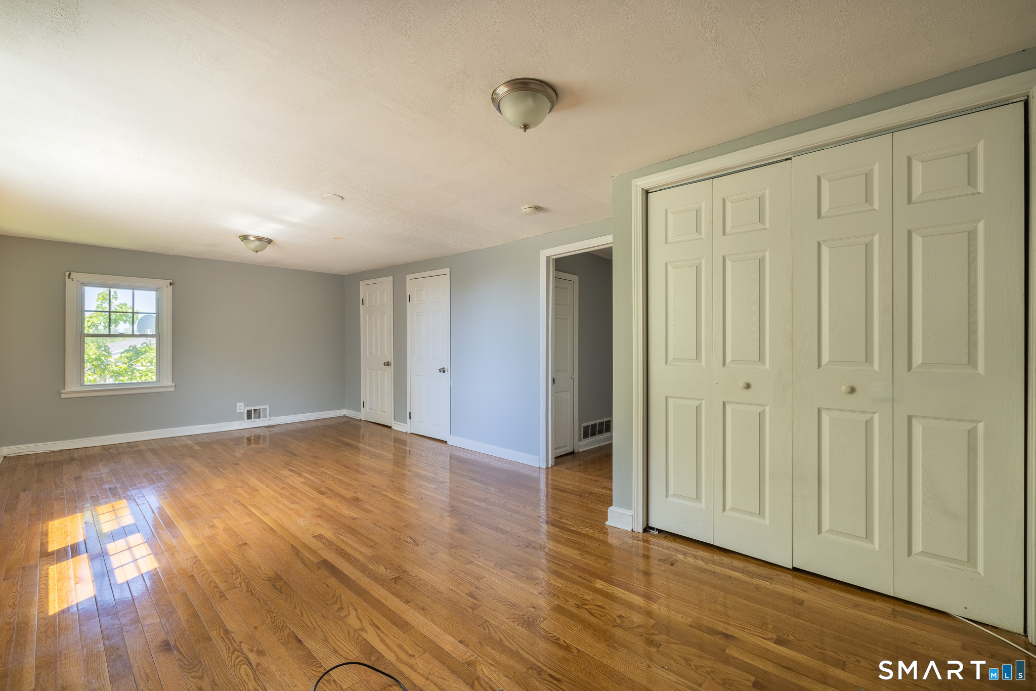 166 Earl Avenue Bridgeport CT 06606