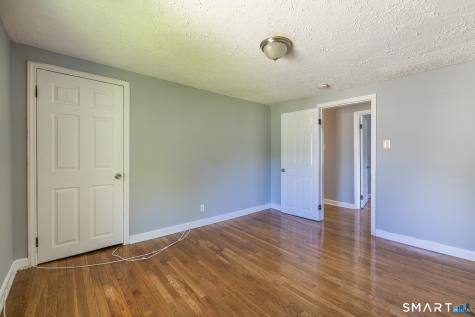 166 Earl Avenue Bridgeport CT 06606