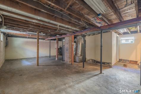 166 Earl Avenue Bridgeport CT 06606