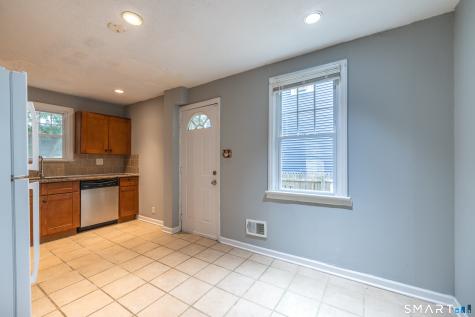166 Earl Avenue Bridgeport CT 06606