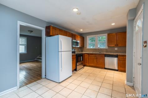 166 Earl Avenue Bridgeport CT 06606