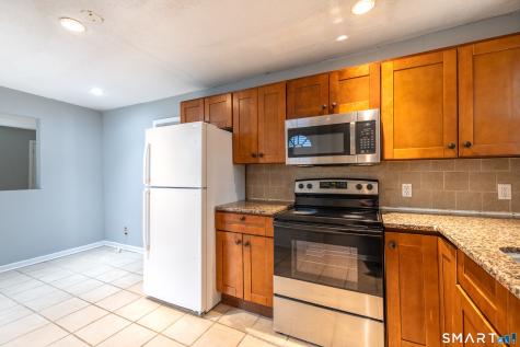166 Earl Avenue Bridgeport CT 06606