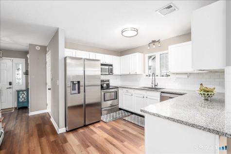 45 Fitch Meadow Lane South Windsor CT 06074