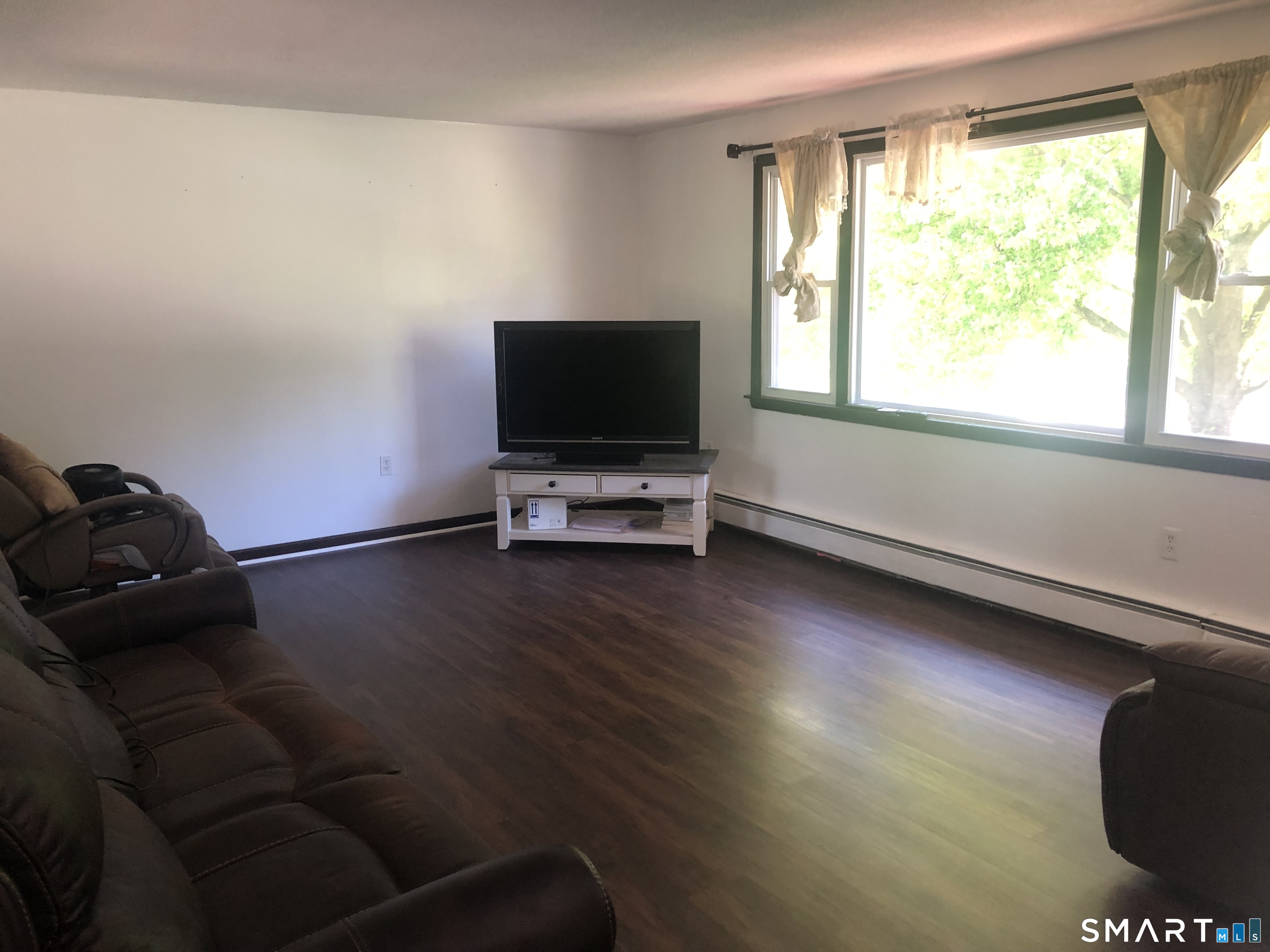 862 Pleasant Valley Road South Windsor CT 06074