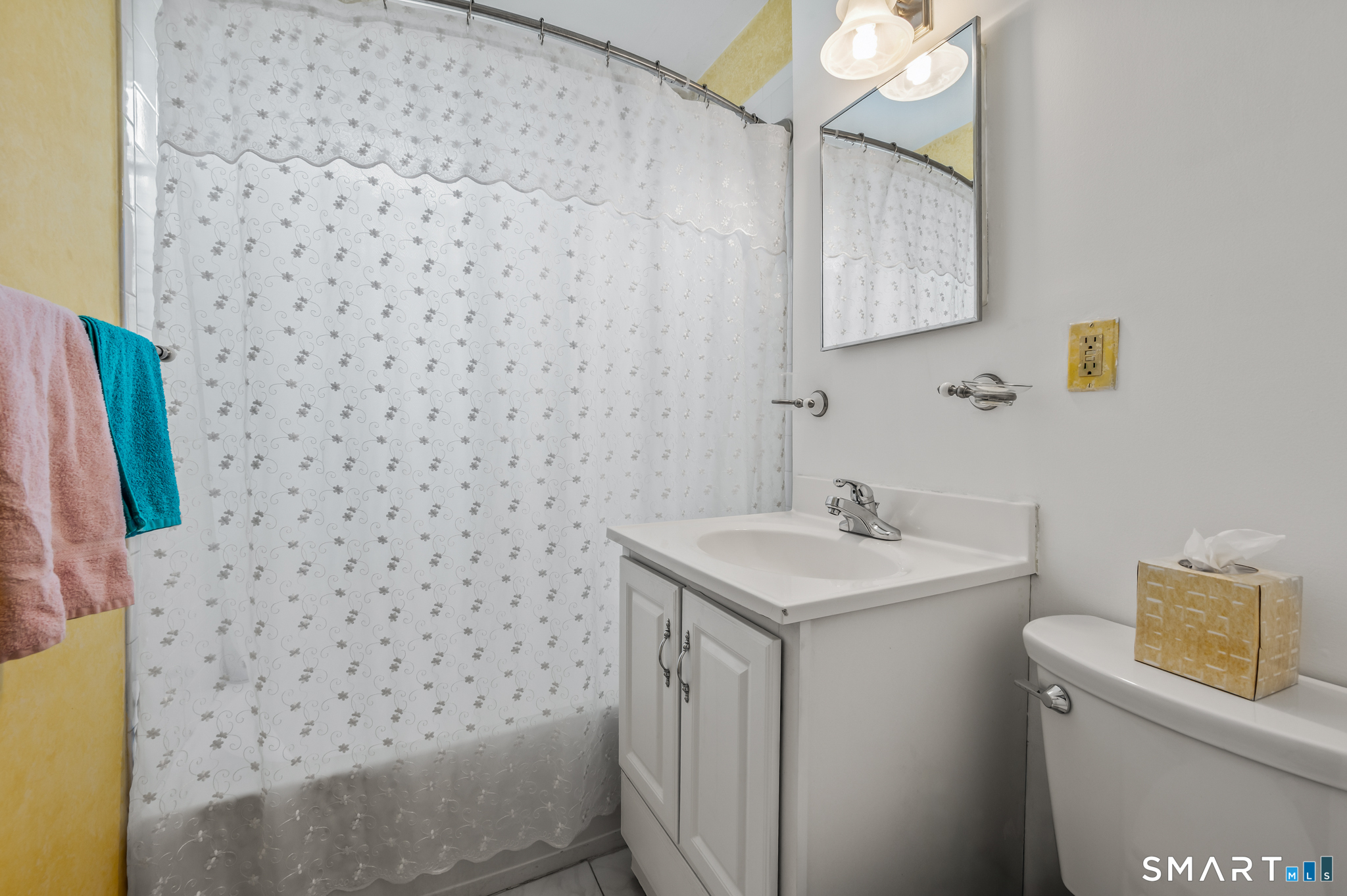 80 Suffolk Drive East Hartford CT 06118