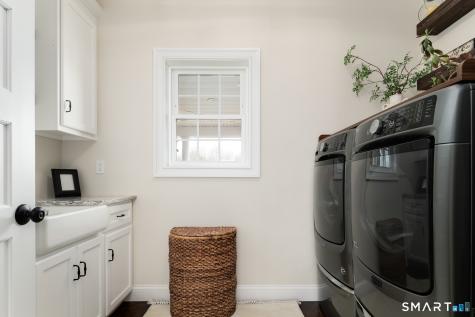 42 Starr Lane Bethel CT 06801