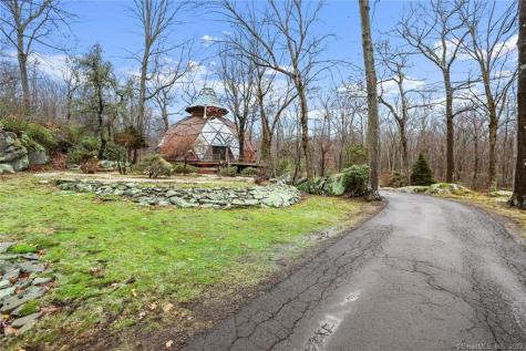 11 Indian Hill Road Redding CT 06896