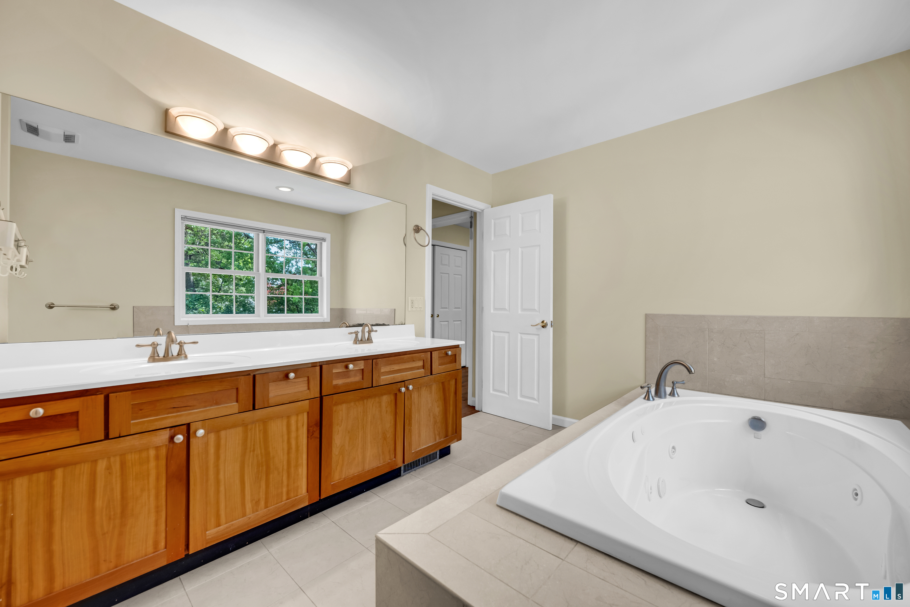 31 Bishop Road West Hartford CT 06119