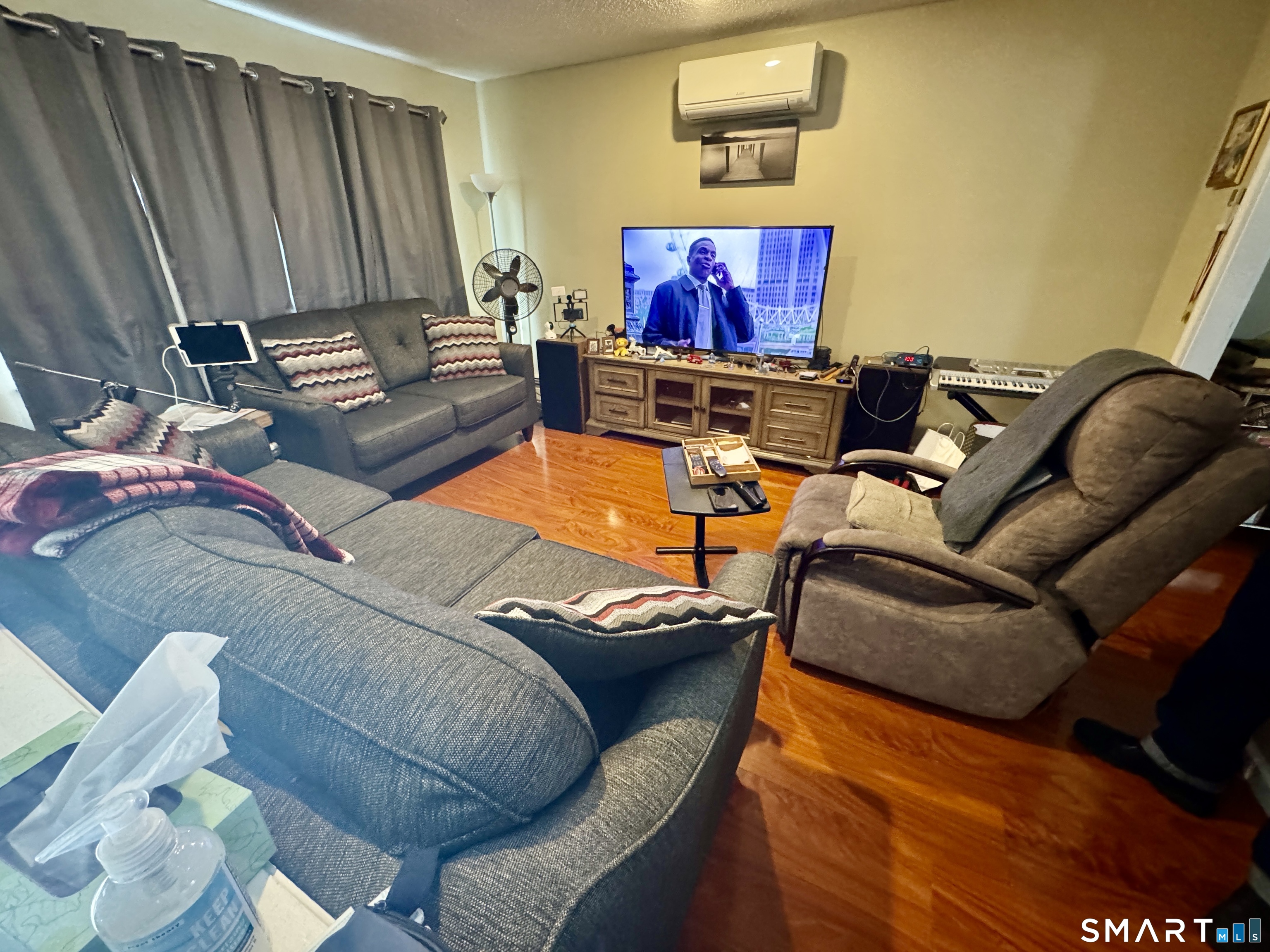 12 Depauw Circle East Hartford CT 06108